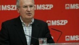 Gyanúsítottként hallgatták ki Simon Gábor volt MSZP-s képviselőt