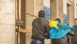 Kárpátalja rendőrparancsnoka „békét kötött” az ungvári tüntetőkkel