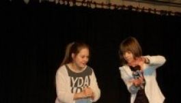 Értékes szavakat vittek Svájcba a kolozsvári montessorisok