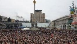 Nem mond le Janukovics – kettészakad Ukrajna?