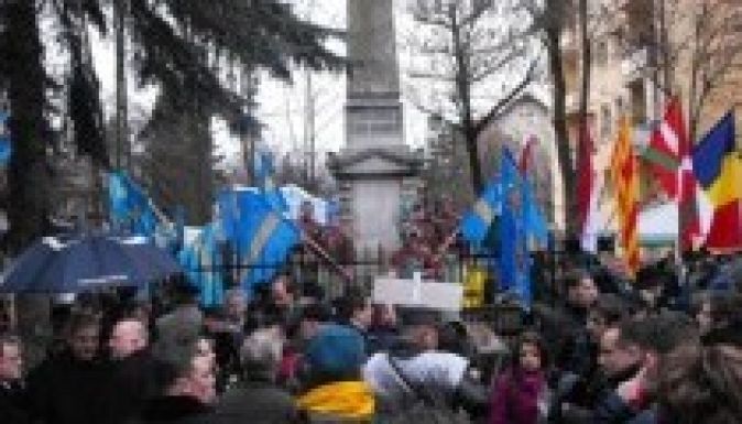 Nem vonulhatnak fel a székelyek Marosvásárhelyen