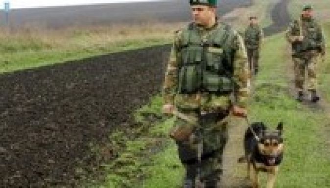 Megerősítette az ellenőrzést Ukrajna oroszországi határán