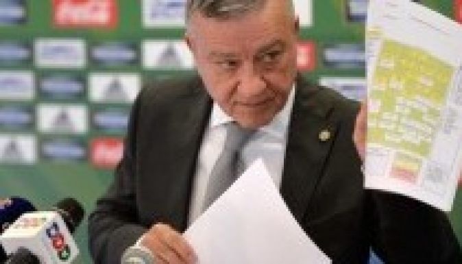 Megnyesés után is pofátlanul magas Mircea Sandu életjáradéka