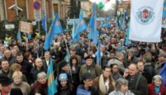 A tiltás ellenére lesz székely felvonulás Marosvásárhelyen