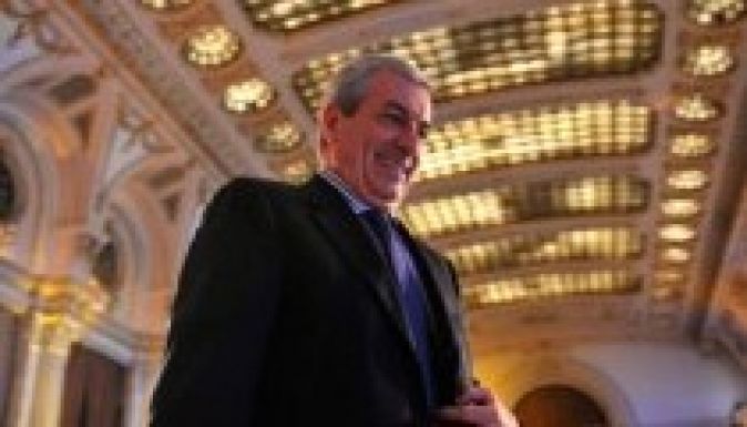 Călin Popescu Tăriceanu lett a szenátus elnöke