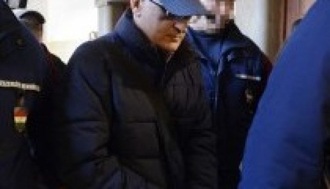 Előzetesbe helyezték szerdán Simon Gábort