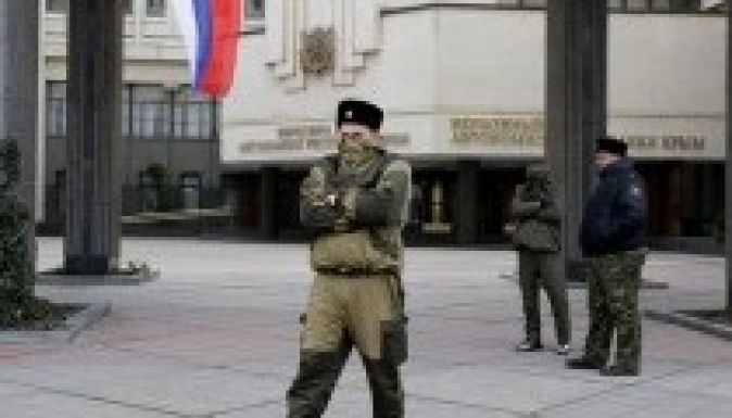 Az ukrán parlament feloszlatta a krími törvényhozást
