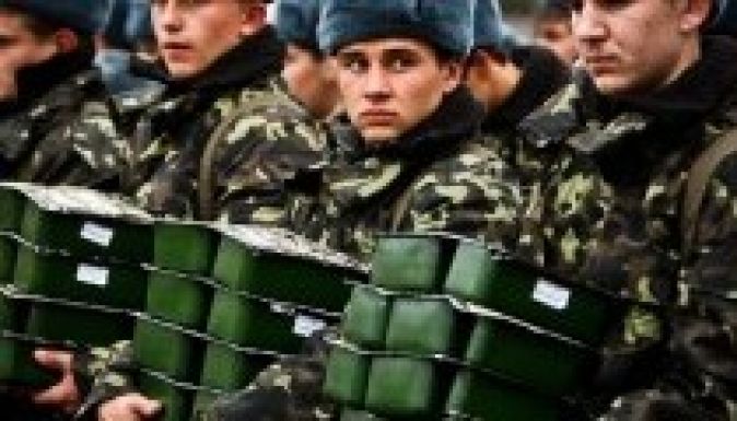 Negyvenezer tartalékost hívnak be Ukrajnában