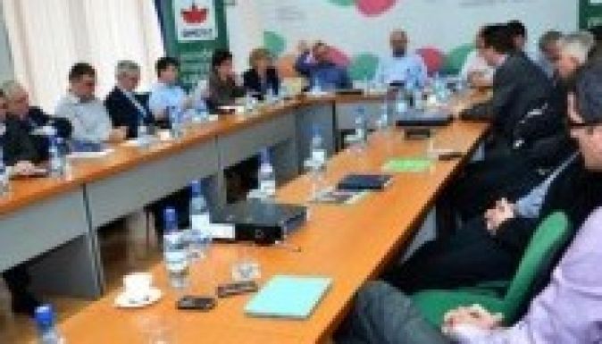 Nevesítette államtitkár-jelöltjeit az RMDSZ