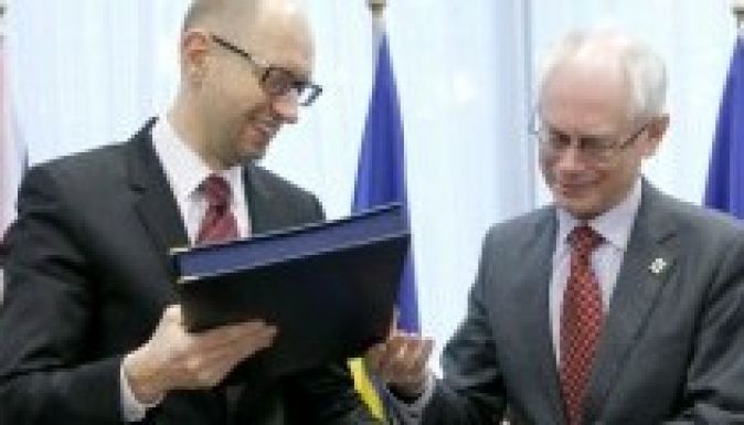 Aláírták az EU-ukrán társulási megállapodás politikai részét