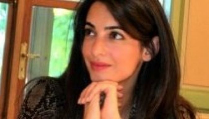 Assange ügyvédje George Clooney új barátnője