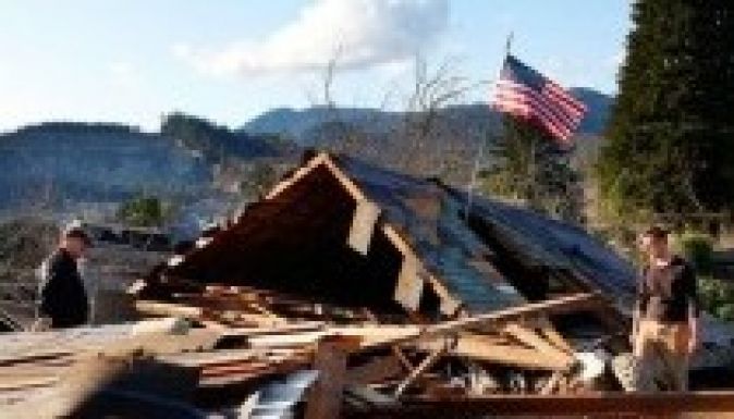 Száz fölött a washingtoni földcsuszamlásnál eltűntek száma