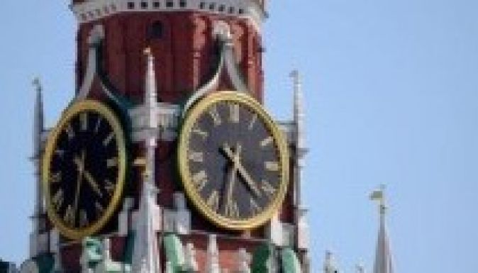 Két órával tekerték előre az órákat a Krím félszigeten