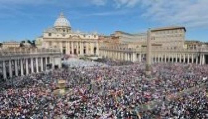 Hétmillió embert várnak Rómába április végén