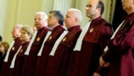 Pénteken dől el az USD-RMDSZ-kormány sorsa