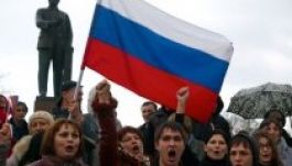 Kijev akadályokat görget a krími referendum útjába