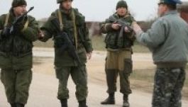 Orosz katonák próbáltak behatolni egy krími laktanyába