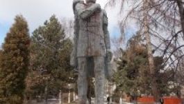 Elkezdik a megrongált gyergyói szobrok helyreállítását