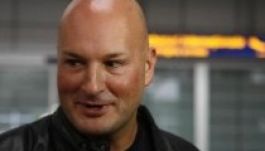 Dubaiba fekteti pénzét Pászkány Árpád