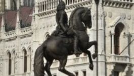 Ilyen lett Budapesten a felújított Kossuth tér (GALÉRIA)