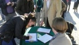 Kolozsvár főterén vert sátrat az RMDSZ