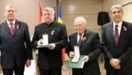 Erdélyi magyarokat díjaztak a nemzeti ünnepen