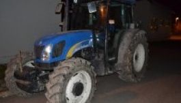 Ezzel a lopott traktorral akart átlépni a határon egy román férfi