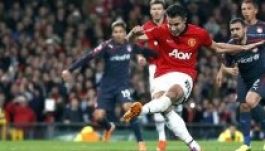 BL: Manchesterben aranyba önthetik van Persie lábát