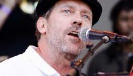 Dr. House júliusban Budapestnek énekel