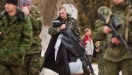 Kivonják az ukrán katonákat a Krím-félszigetről