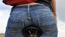 Nem hordhatnak farmernadrágot félszáz indiai faluban a nők