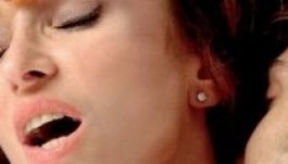 Miért színlelik egyes nők az orgazmust?