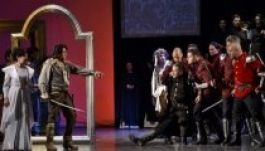 Zsúfolt házas siker A trubadúr kolozsvári bemutatóján