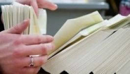 Kezdődik a levélben szavazók azonosítása Magyarországon