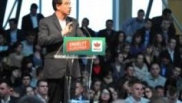 Nekiment Sógor Csabának a Szociáldemokrata Párt