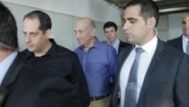 „Hosszú letöltendő börtön” vár Ehud Olmertre