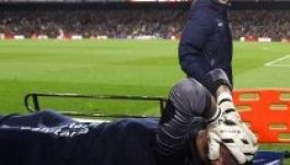 Megműtötték Valdést, hét hónapot kell kihagynia a Barca kapusának