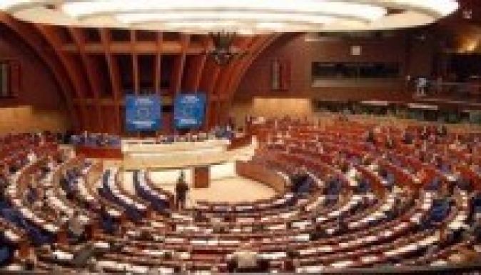 Elfogadták a nemzeti kisebbségek helyzetéről szóló ET- jelentést