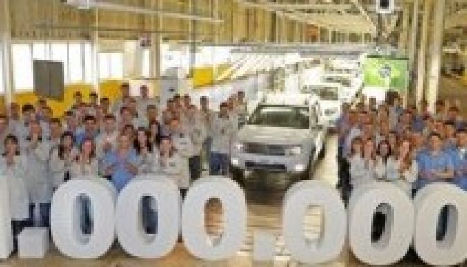 Eladták az egymilliomodik Dacia Dustert