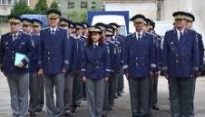 Elkezdődött a rendőrtanoncok toborzása, kevés a magyar jelentkező