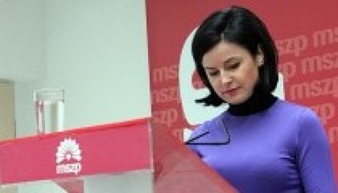 Marad a kétharmad, csak két Kunhalmi-szavazat került elő