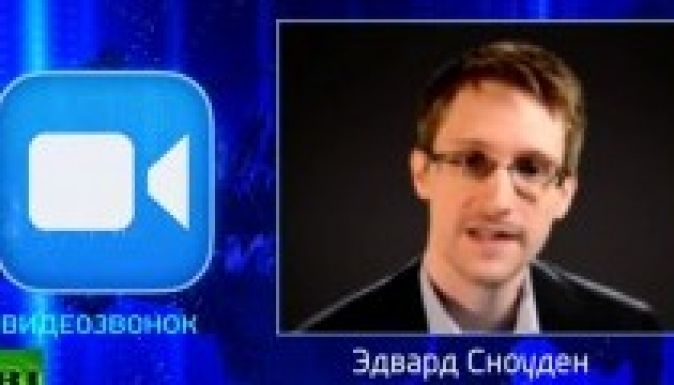 Putyin „szakmai nyelven” beszélt élő tévéműsorban Snowdennel