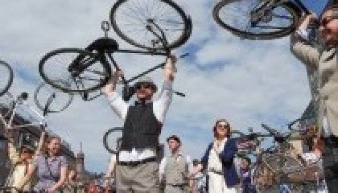 Kerékpársávok kialakítását szorgalmazza Borbély László