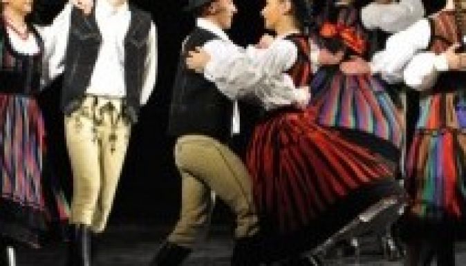 Nyílt próbával ünneplik a táncot Nagyváradon