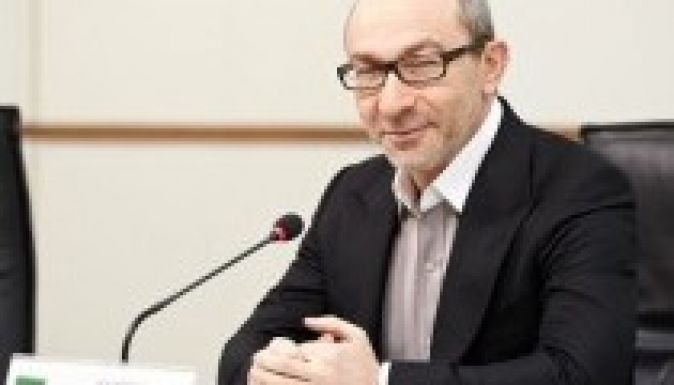 Izraelbe vitték a merényletben meglőtt harkivi polgármestert