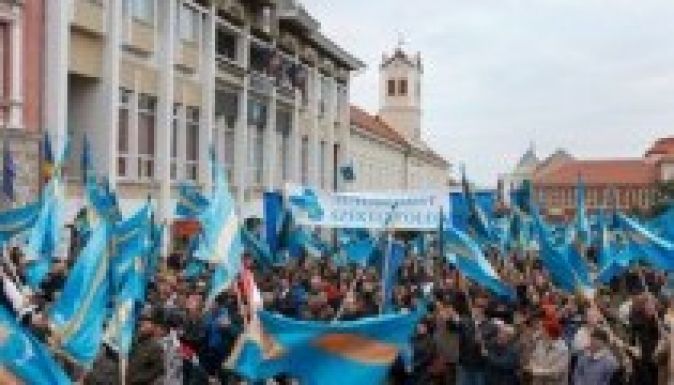 PSD: provokáció a nemzeti ünnepre tervezett autonómiatüntetés