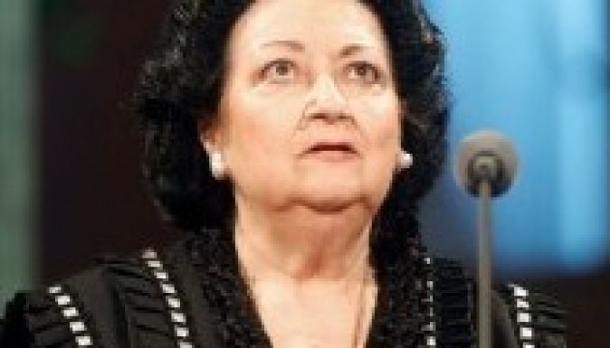 Adócsalással vádolják a legnagyobb operadívát