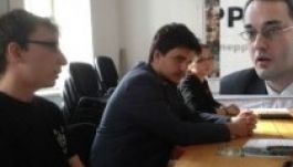 Pénzlenyúlási vádak Nemes Előd és az EMI között