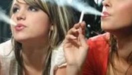 Az egészségügyben dolgozók 43%-a dohányzik Romániában