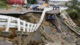 Újabb erős földrengés után cunamiriadót rendeltek el Chilében